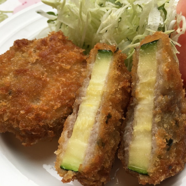 さくさくジューシー!ズッキーニの肉巻きフライ♡